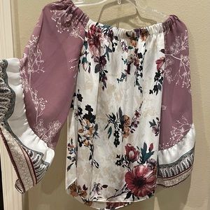 White House Black Market Floral Blouse (Small)
